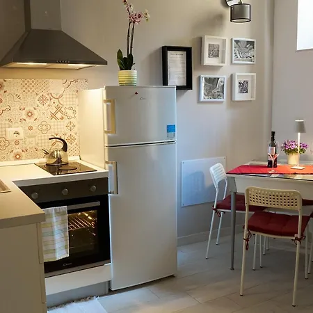 Apartament Ammira *